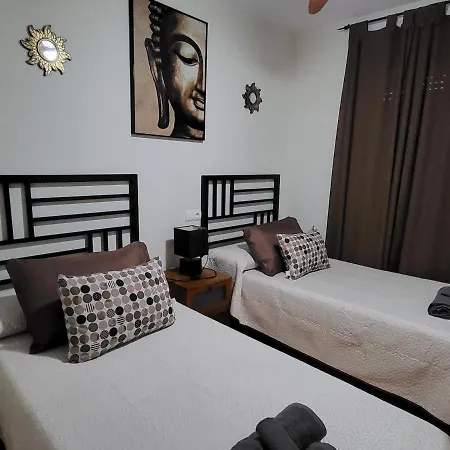 Bajo De Esencia Relajante Con Piscina Privada Y Patio! Apartamento Vera Exterior foto