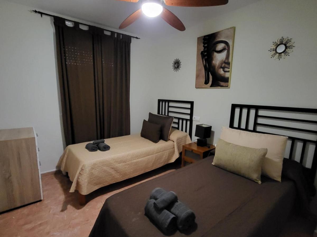 Bajo De Esencia Relajante Con Piscina Privada Y Patio! Apartamento