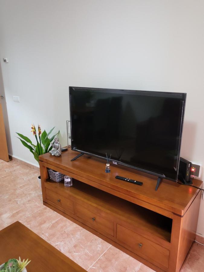 Bajo De Esencia Relajante Con Piscina Privada Y Patio! * Vera