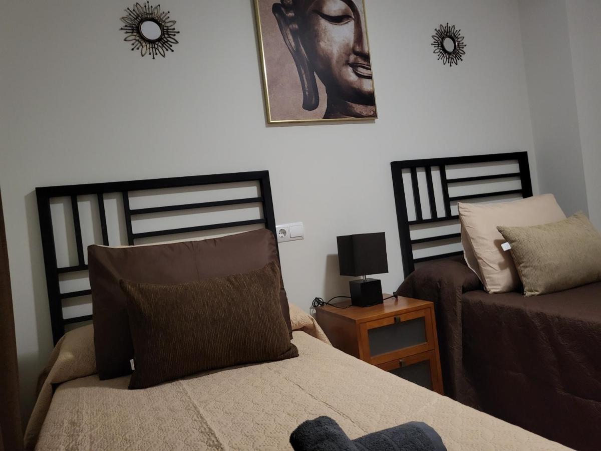 Bajo De Esencia Relajante Con Piscina Privada Y Patio! * Vera