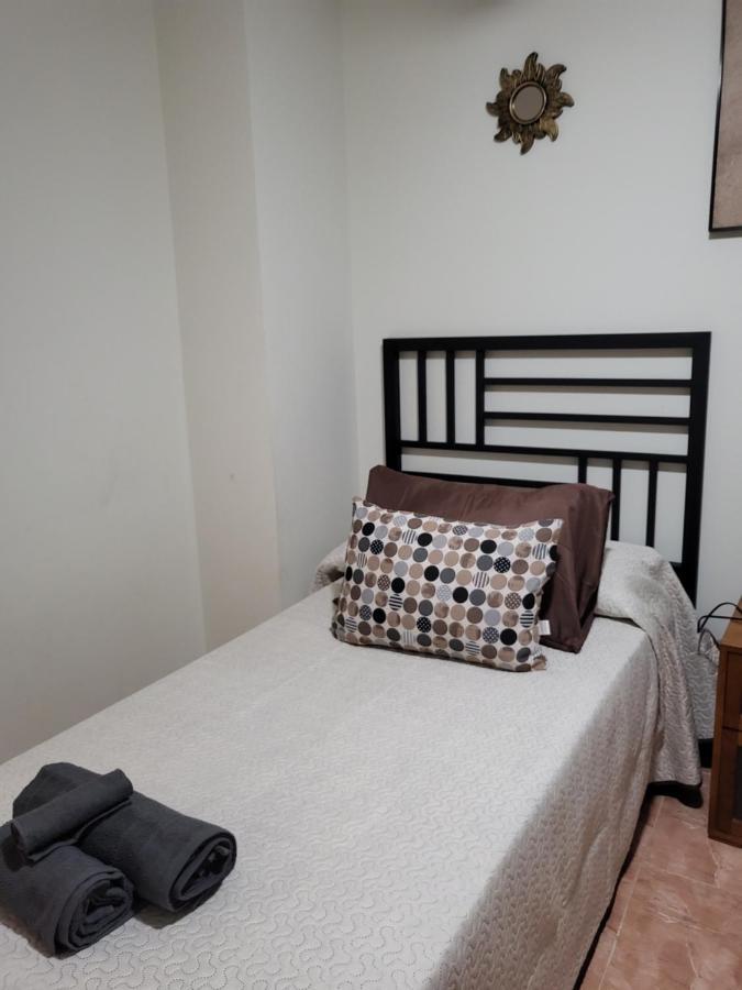Bajo De Esencia Relajante Con Piscina Privada Y Patio! Apartamento *