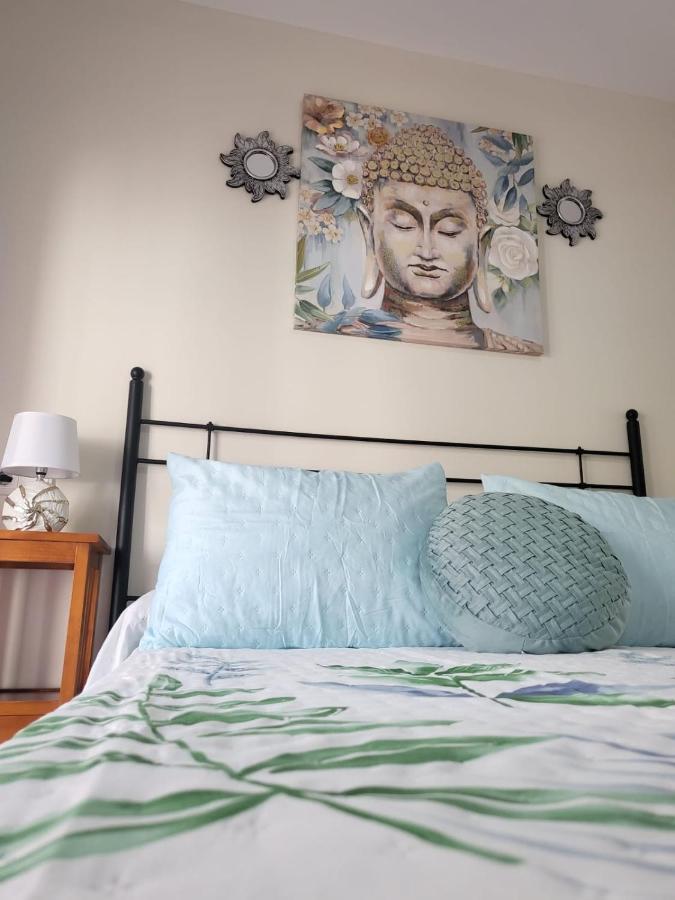 Bajo De Esencia Relajante Con Piscina Privada Y Patio! *
